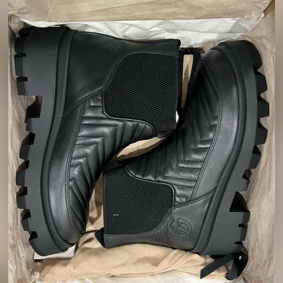 GUCCI Leather Ankle Boots - Picture 3 of 5